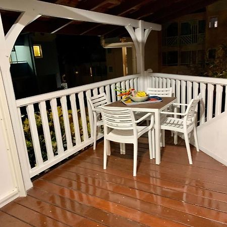 Somptueux Duplex Sur La Route Des Plages Sainte-Anne Exterior photo